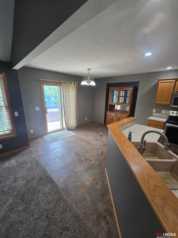 2000 NW 46 Street, Lincoln, NE 68528