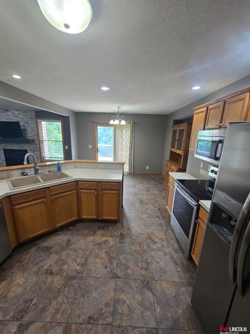 2000 NW 46 Street, Lincoln, NE 68528