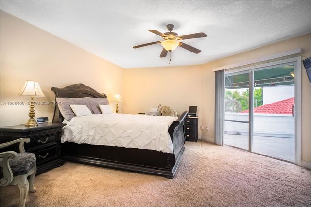 279 NW 36th Ave, Deerfield Beach, FL 33442