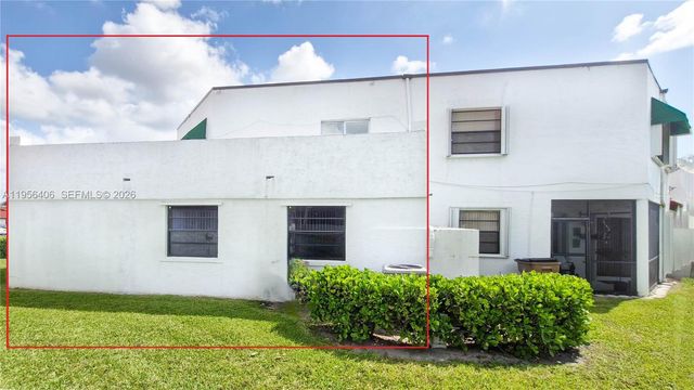 279 NW 36th Ave, Deerfield Beach, FL 33442