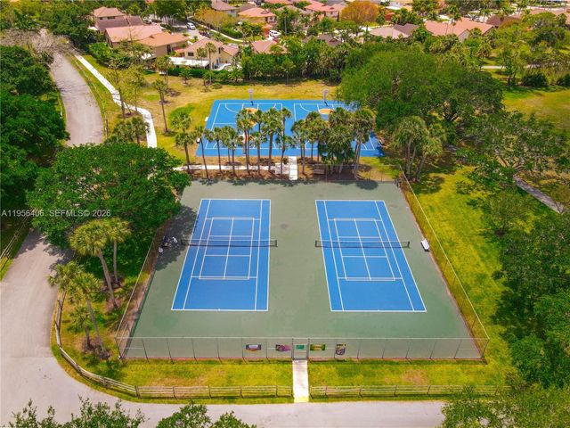 279 NW 36th Ave, Deerfield Beach, FL 33442