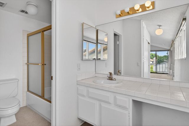 1722 E Camino Parocela, Palm Springs, CA 92264