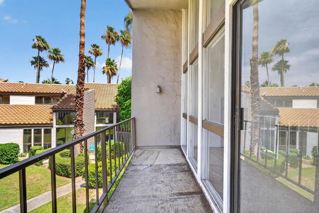 1722 E Camino Parocela, Palm Springs, CA 92264