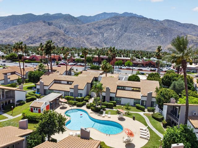 1722 E Camino Parocela, Palm Springs, CA 92264