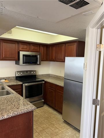 6800 LAKE MEAD Boulevard 2038, Las Vegas, NV 89156