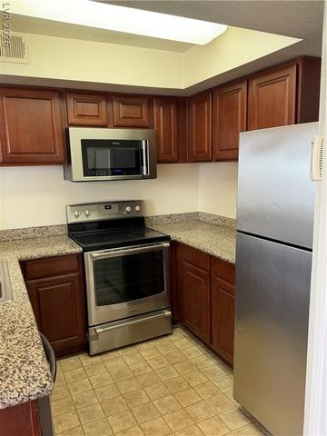 6800 LAKE MEAD Boulevard 2038, Las Vegas, NV 89156