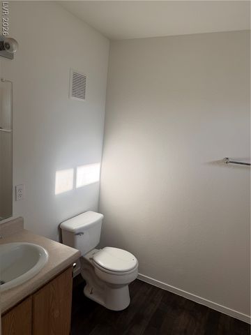 6800 LAKE MEAD Boulevard 2038, Las Vegas, NV 89156