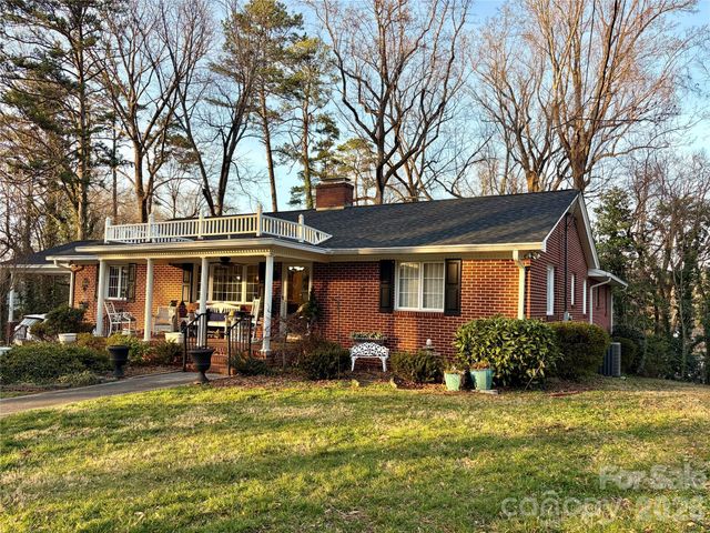 920 Paramount Circle, Gastonia, NC 28052
