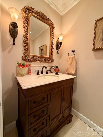 920 Paramount Circle, Gastonia, NC 28052