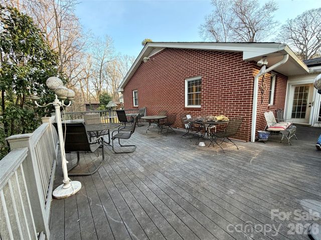 920 Paramount Circle, Gastonia, NC 28052