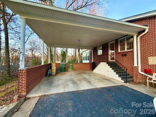 920 Paramount Circle, Gastonia, NC 28052