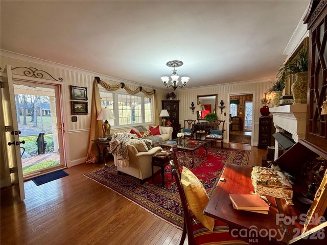 920 Paramount Circle, Gastonia, NC 28052