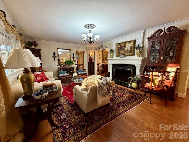 920 Paramount Circle, Gastonia, NC 28052