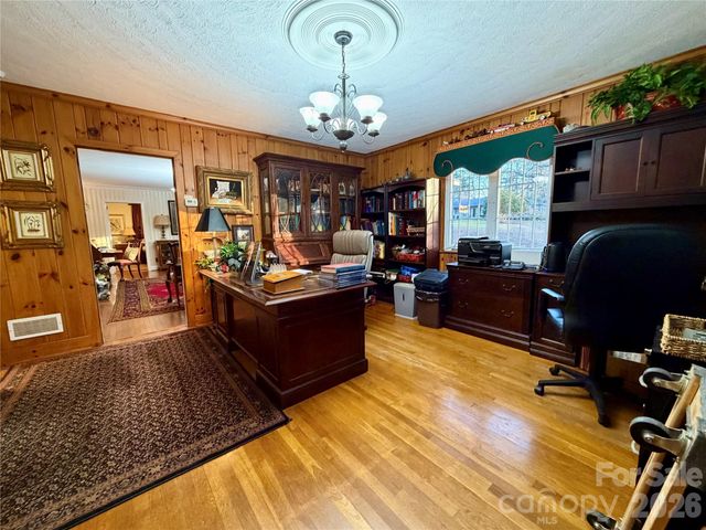 920 Paramount Circle, Gastonia, NC 28052