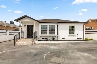 7637 Radford Avenue, North Hollywood, CA 91605