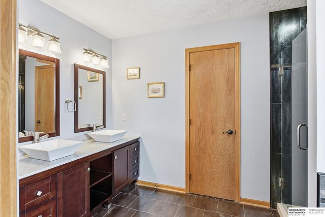 11804 S 53rd Street, Papillion, NE 68133