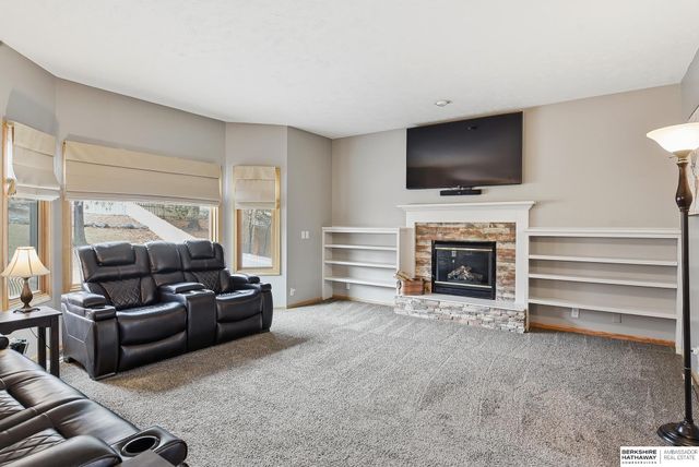 11804 S 53rd Street, Papillion, NE 68133