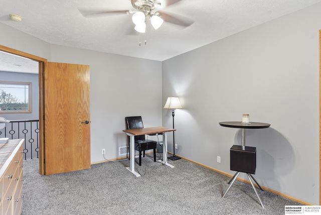 11804 S 53rd Street, Papillion, NE 68133