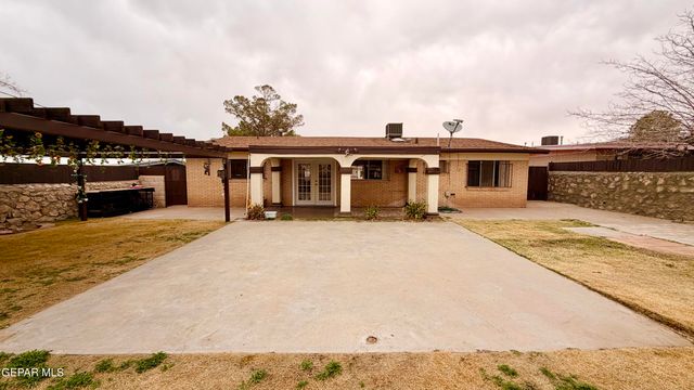 10454 TOMWOOD Avenue, El Paso, TX 79925