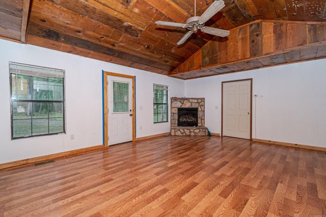 214 Millcreek Dr, El Dorado, AR 71730