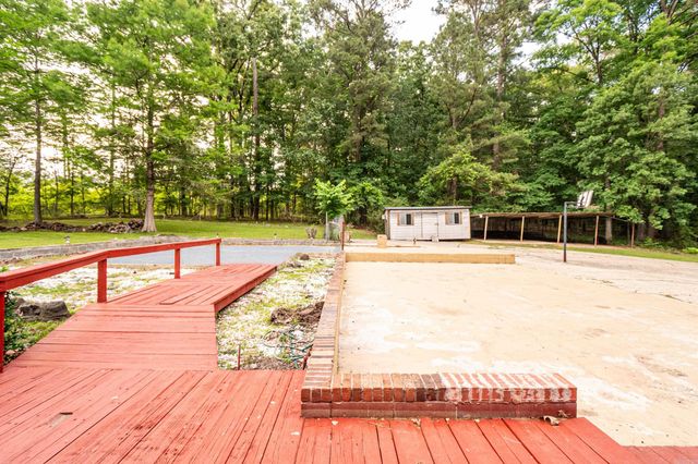 214 Millcreek Dr, El Dorado, AR 71730