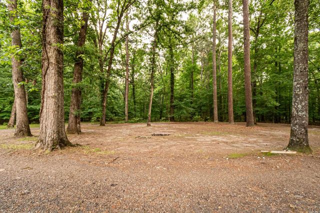 214 Millcreek Dr, El Dorado, AR 71730
