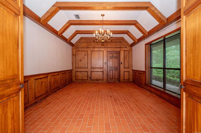 214 Millcreek Dr, El Dorado, AR 71730