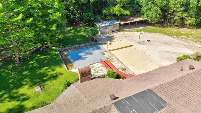 214 Millcreek Dr, El Dorado, AR 71730