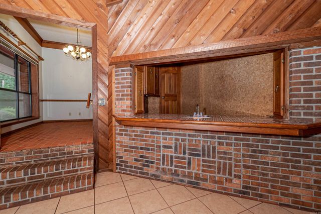 214 Millcreek Dr, El Dorado, AR 71730