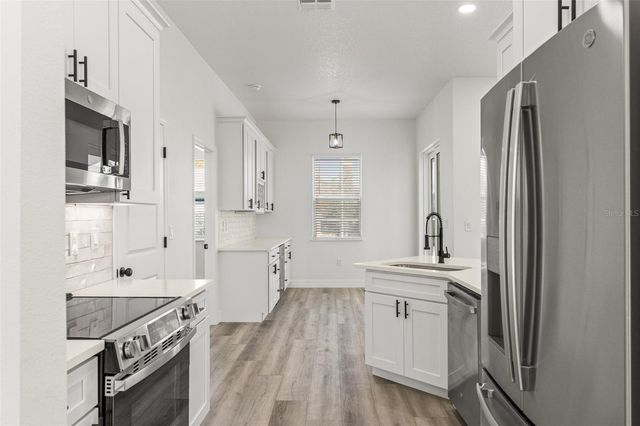 12406 PARCHMENT DRIVE, Hudson, FL 34667