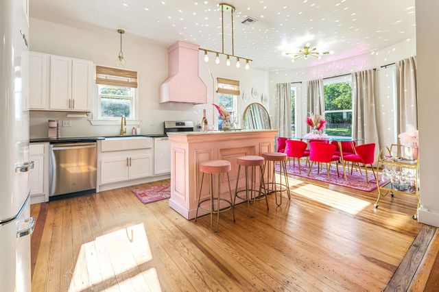 703 E Highway ST, Fredericksburg, TX 78624