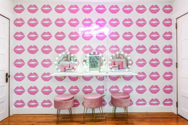 703 E Highway ST, Fredericksburg, TX 78624