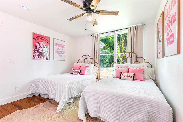 703 E Highway ST, Fredericksburg, TX 78624