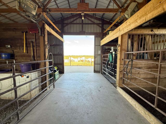 522 N 150th Road, Bennington, KS 67422