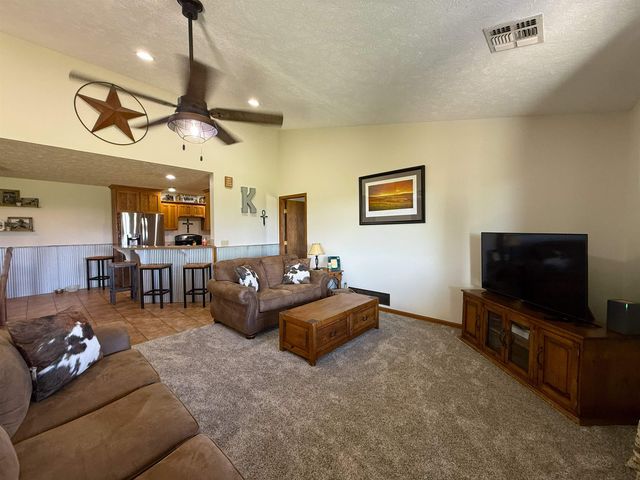 522 N 150th Road, Bennington, KS 67422
