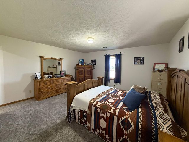522 N 150th Road, Bennington, KS 67422