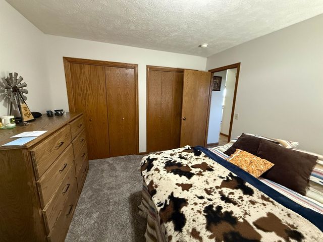 522 N 150th Road, Bennington, KS 67422