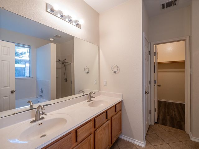 1710 Lomita DR, Leander, TX 78641