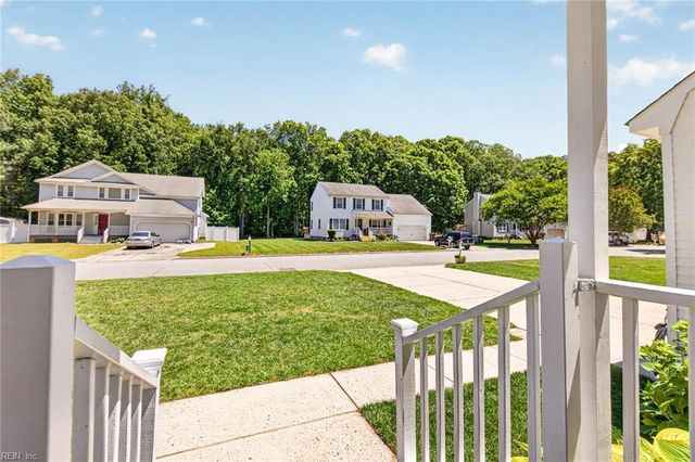 321 Tarneywood DR, Chesapeake, VA 23320