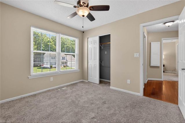 321 Tarneywood DR, Chesapeake, VA 23320