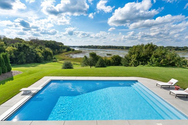 26022 Sunset Drive, Chisago City, MN 55013