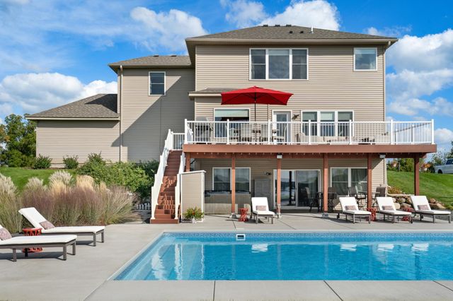 26022 Sunset Drive, Chisago City, MN 55013