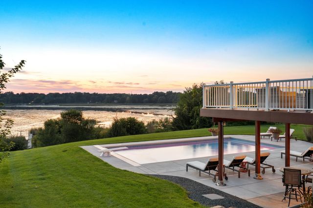 26022 Sunset Drive, Chisago City, MN 55013