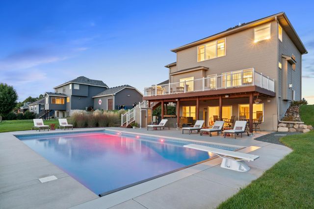 26022 Sunset Drive, Chisago City, MN 55013