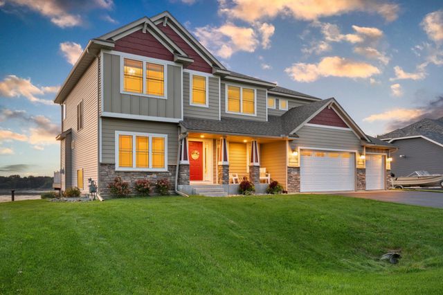 26022 Sunset Drive, Chisago City, MN 55013