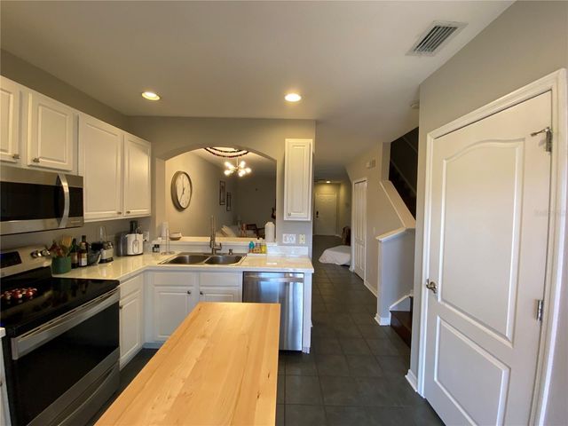 16326 SWAN VIEW CIRCLE, Odessa, FL 33556