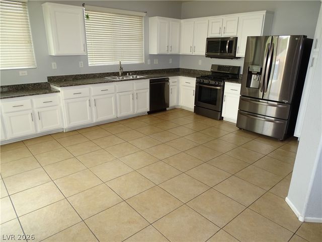 11030 Mountain Willow Street, Las Vegas, NV 89179