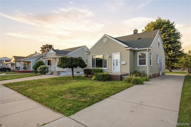 14650 College Avenue, Allen Park, MI 48101
