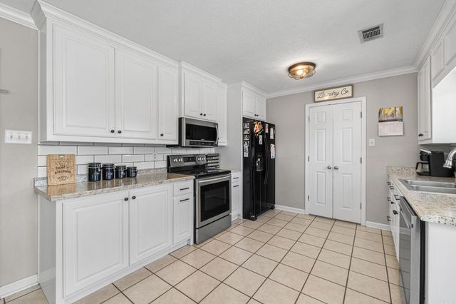 51 Magnolia Drive, Cabot, AR 72023