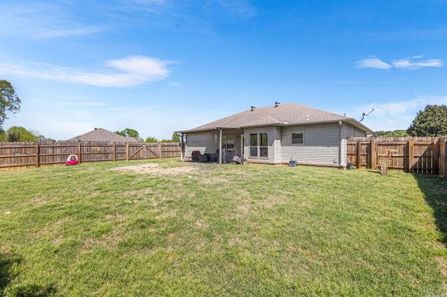 51 Magnolia Drive, Cabot, AR 72023
